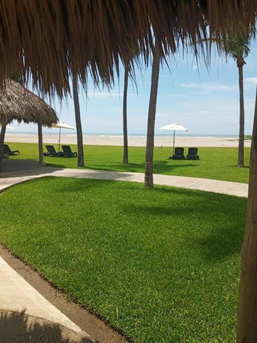 El Descanso Del Guerrero Barra Vieja Zewnętrze zdjęcie